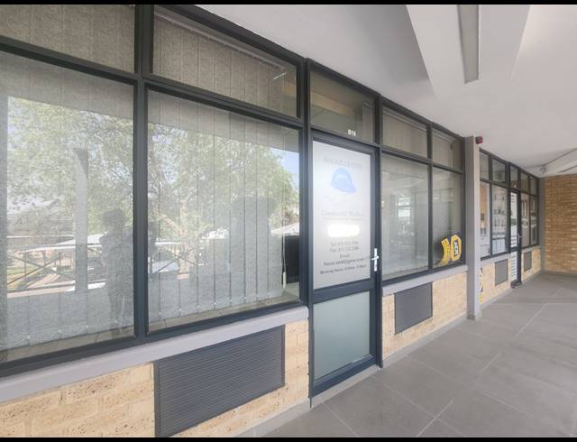 72M² OFFICE TO LET IN VORNA VALLEY